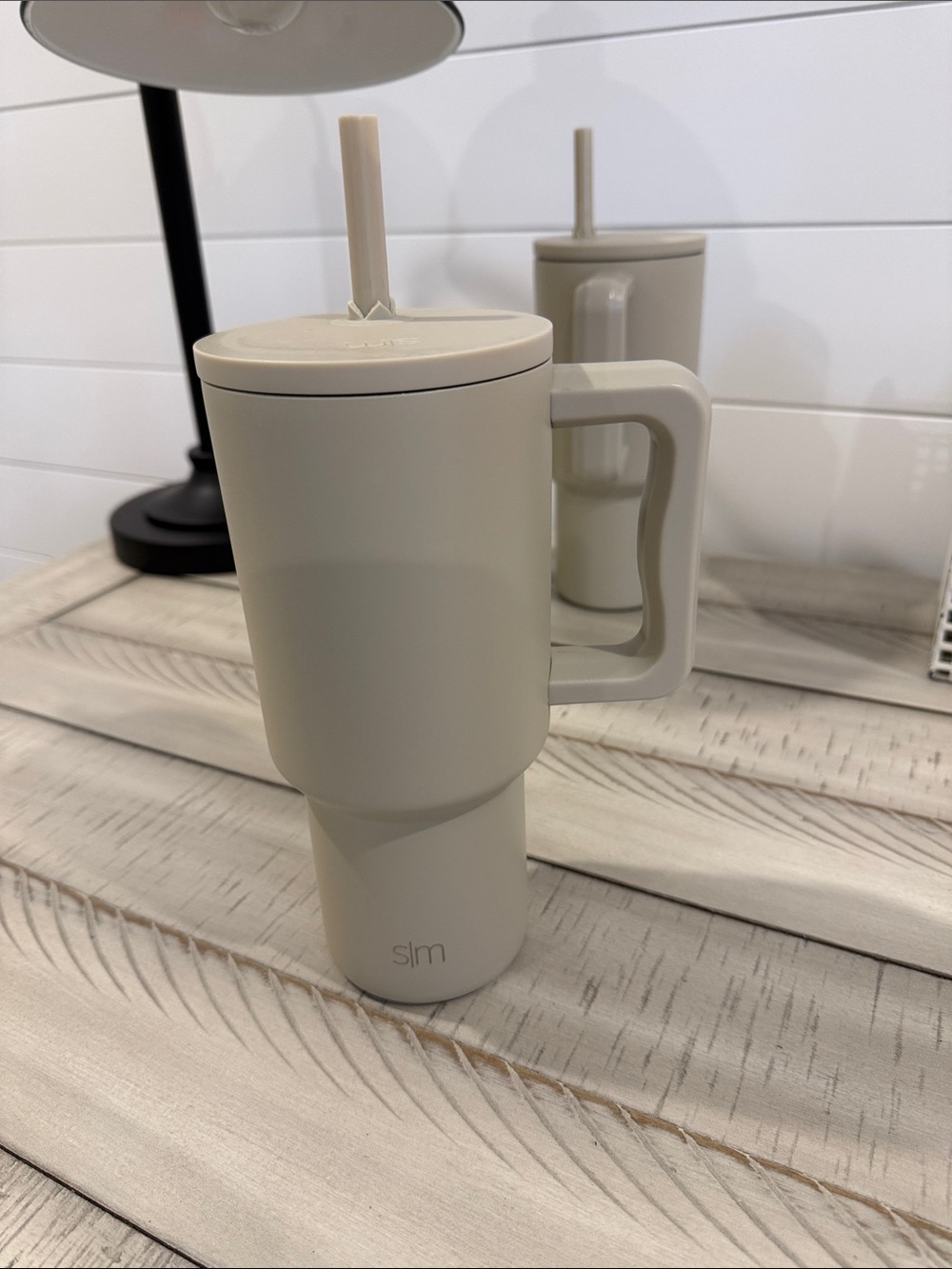 Simple Modern Travel Mug with Handle and Straw - Beige